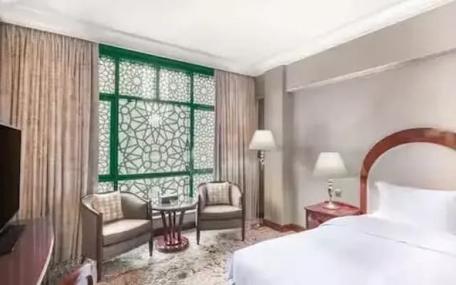 Madinah Hilton - photo 2
