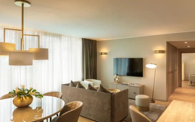 Rosa Grand Hotel - photo 2