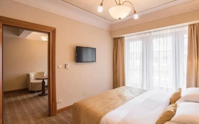 Majestic Plaza Hotel Prague - photo 1
