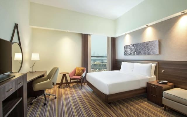 Hampton by Hilton Dubai Airport - photo 3
