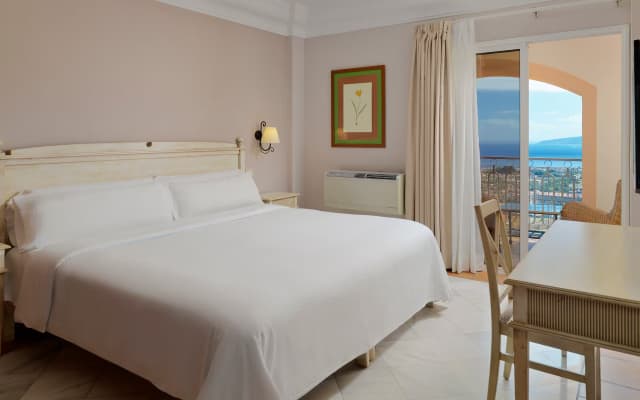 Hotel Las Aguilas Tenerife, Affiliated by Melia - photo 3