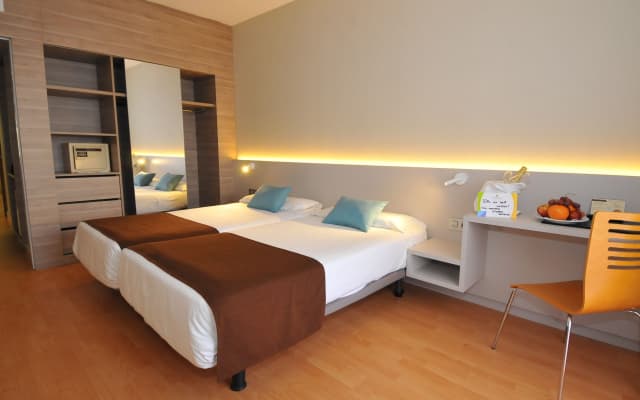 Paradise Park Fun Lifestyle Hotel - photo 2