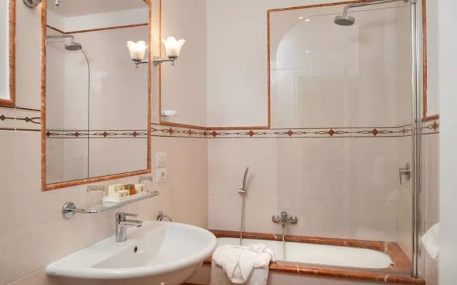 Hotel Executive Florence - photo 9