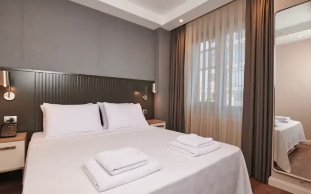 Livinton Hotel - photo 3