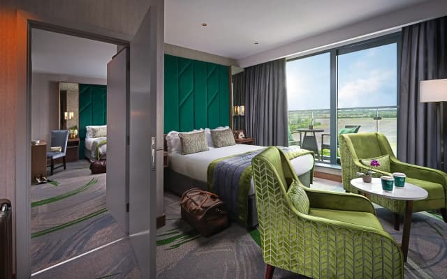 Carlton Hotel Dublin Airport Hotel - photo 1