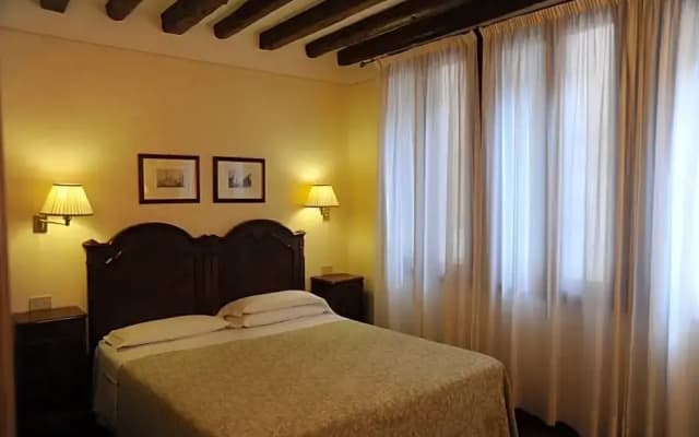 Hotel Bisanzio - photo 1
