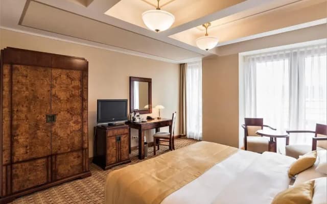 Majestic Plaza Hotel Prague - photo 1