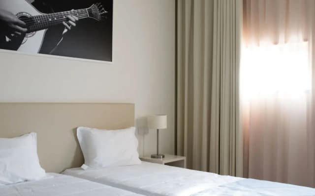 Porto Coliseum Hotel - photo 1