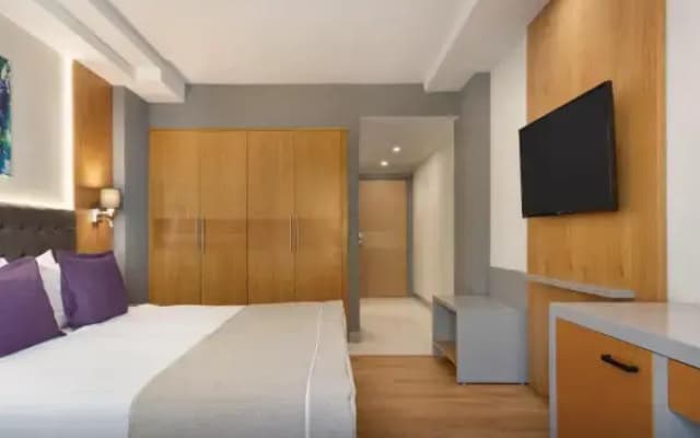 La Quinta By Wyndham Bodrum - photo 1