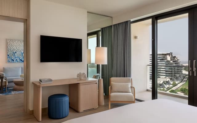 Hotel Crowne Plaza Abu Dhabi Yas Island by IHG - photo 3