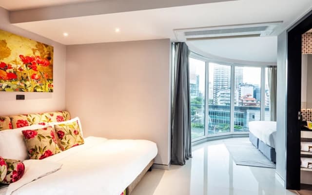 Hotel Clover Asoke - photo 5