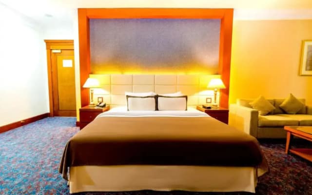 Sunday Hotel Al Barsha - photo 2