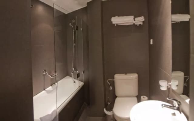 Athens Center Square Hotel - photo 4