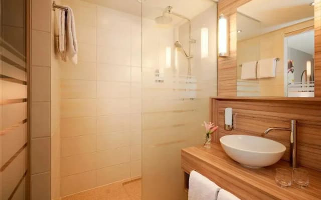 Leonardo Hotel Vienna Hauptbahnhof - photo 6