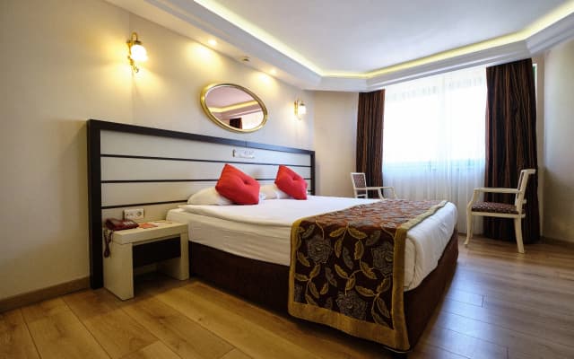 Club Hotel Sera - photo 1