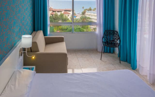 Checkin Concordia Playa - photo 2