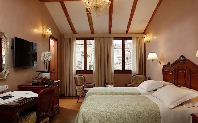 Hotel Bisanzio - photo 2