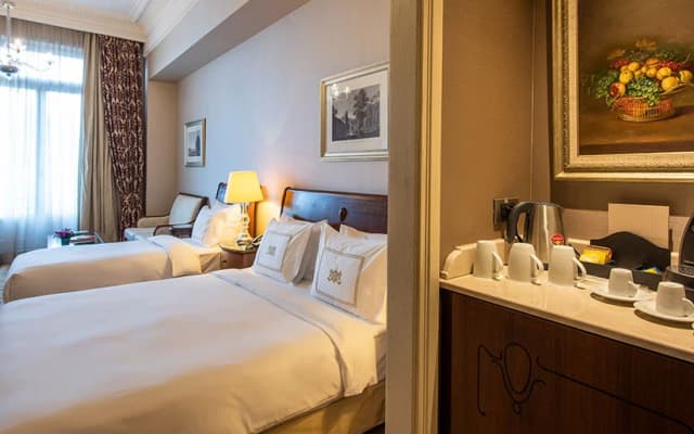 Pera Palace Hotel - photo 1
