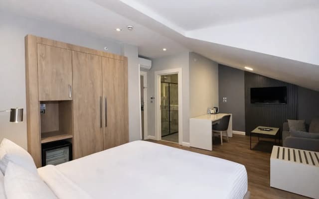 Livinton Hotel - photo 3