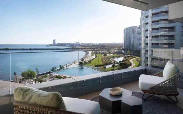 JW Marriott Hotel Istanbul Marmara Sea - photo 4