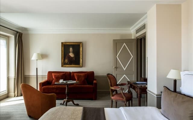 Hotel Brighton - photo 2