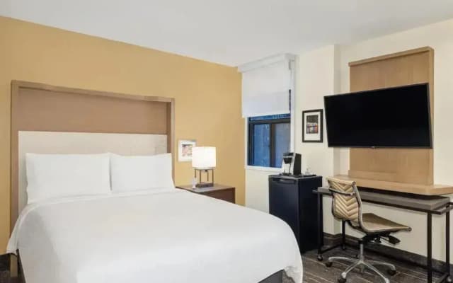 Holiday Inn Toronto Downtown Centre by IHG - photo 1