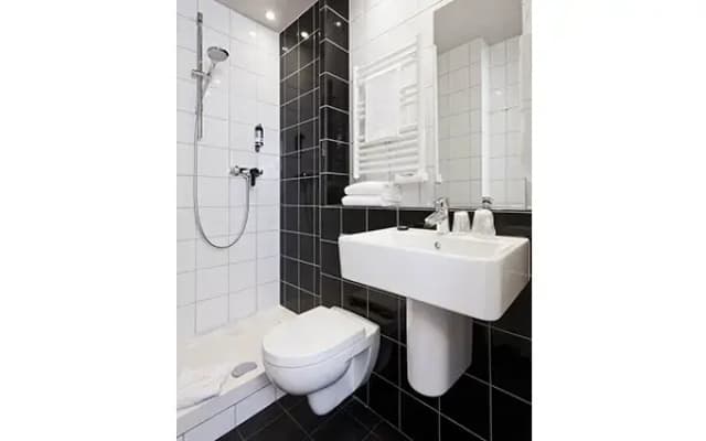 Hotel Libertel Gare de l'Est Francais - photo 2
