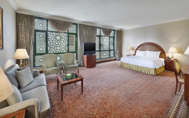Madinah Hilton - photo 6