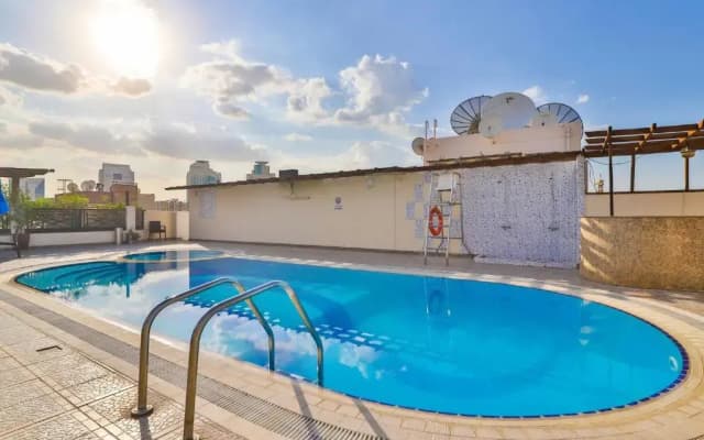Landmark Summit Hotel - photo 3