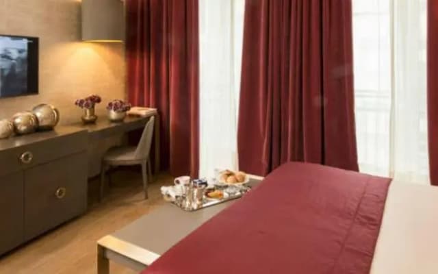 Rosa Grand Hotel - photo 2