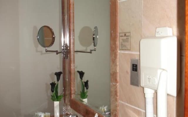 Emaar Royal Hotel Al Madina - photo 8