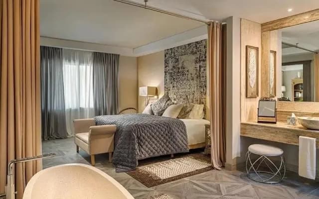 Royal River, Luxury Hotel - Adults Only - photo 2