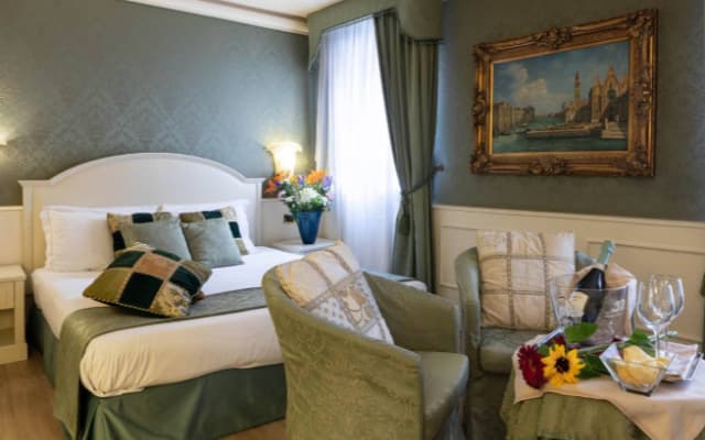 Duodo Palace Hotel - photo 3