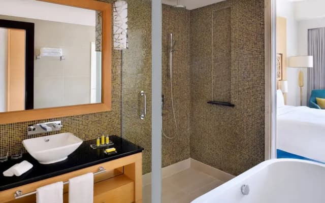 Marriott Hotel Al Jaddaf, Dubai - photo 3