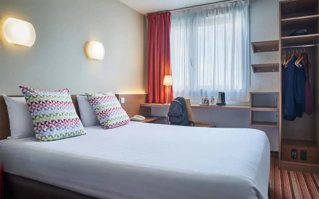 Campanile Paris 12 — Bercy Village - photo 1