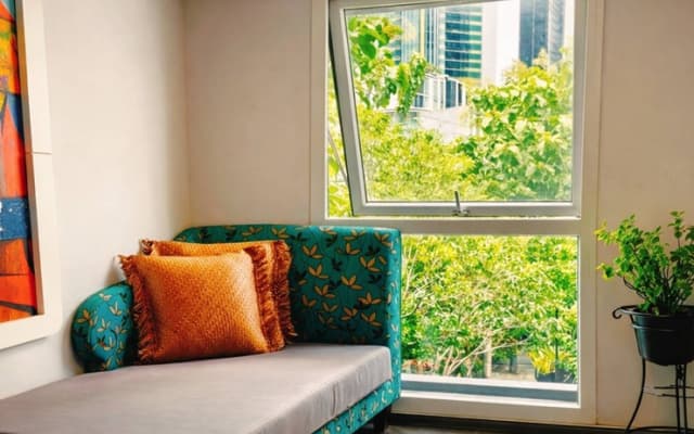 Hotel Clover Asoke - photo 2