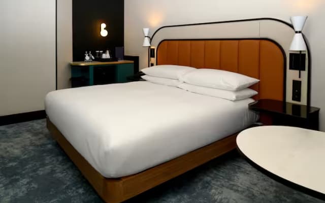 Hilton Paris La Defense Hotel - photo 1