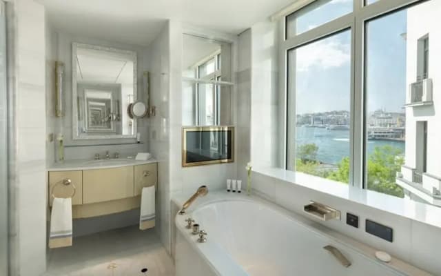 The Peninsula Istanbul - photo 9