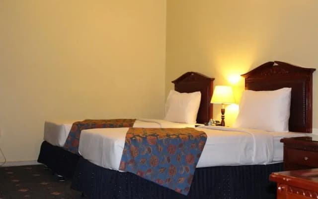 Mount Royal Hotel - photo 1
