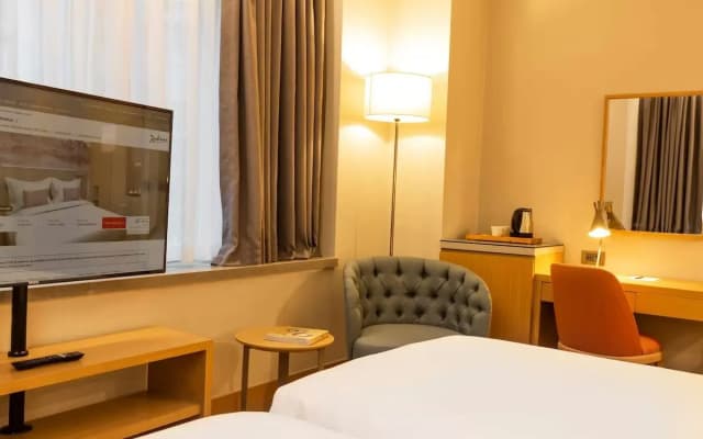 Radisson Hotel Istanbul Harbiye - photo 3