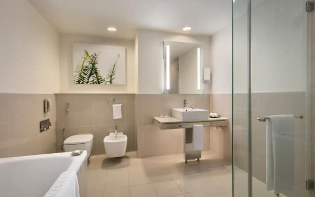 Hotel Traders Hotel, Qaryat Al Beri - photo 7