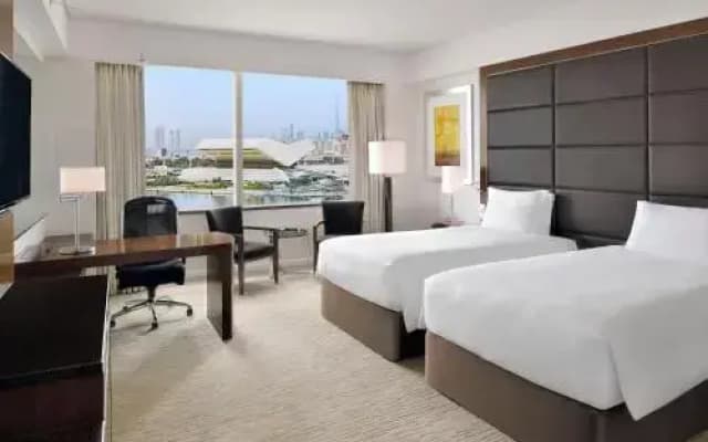Hotel Crowne Plaza Festival City - photo 1