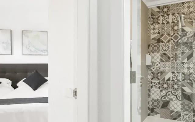 Paloma Beach Apartments - photo 11