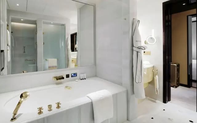 The Peninsula Istanbul - photo 3