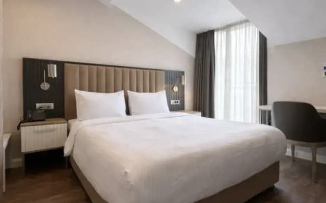 Livinton Hotel - photo 3