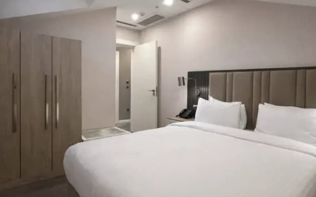 Livinton Hotel - photo 9