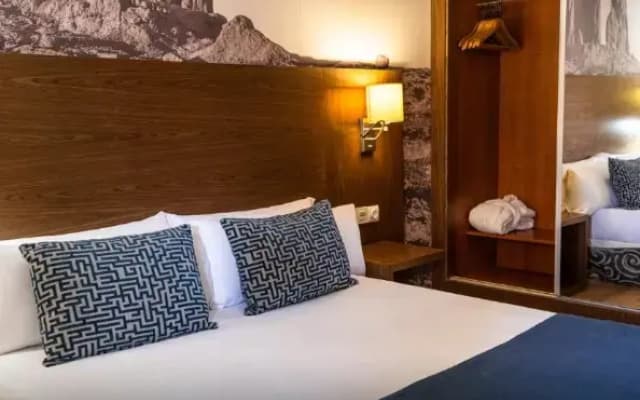 Hotel Adonis Plaza - photo 5