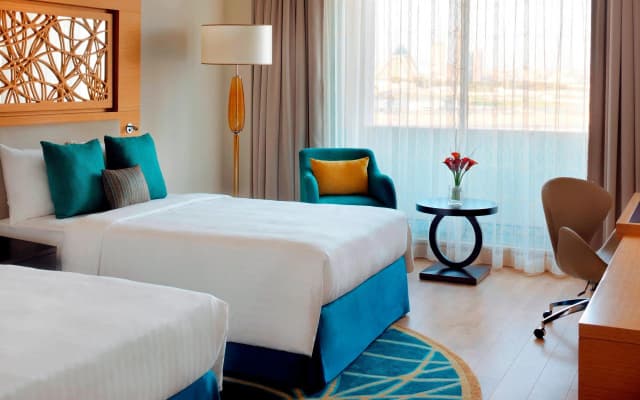 Marriott Hotel Al Jaddaf, Dubai - photo 2