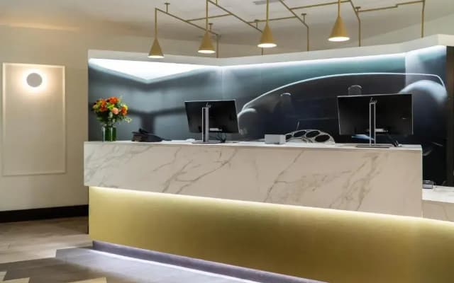 Gran Versalles Hotel - photo 2