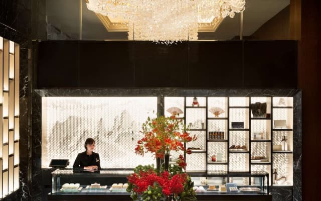 Shangri-La Tokyo - photo 1